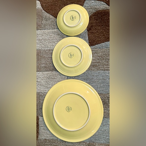 Fiestaware 3 Piece Place Setting 1 each 10.5” Dinner 7.25” Salad & 6” Bread - Picture 3 of 3